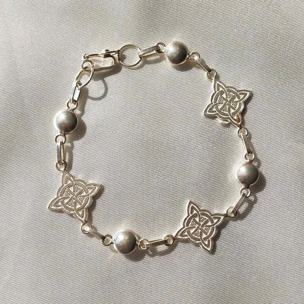 Celtic knot Bracelet